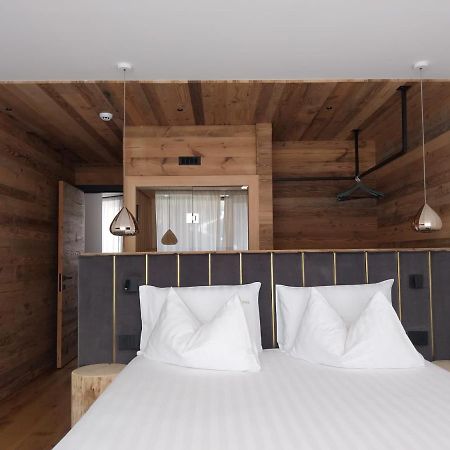 Alpuris - Your Boutique Suite - Hotel B&B Cavalese Exterior foto