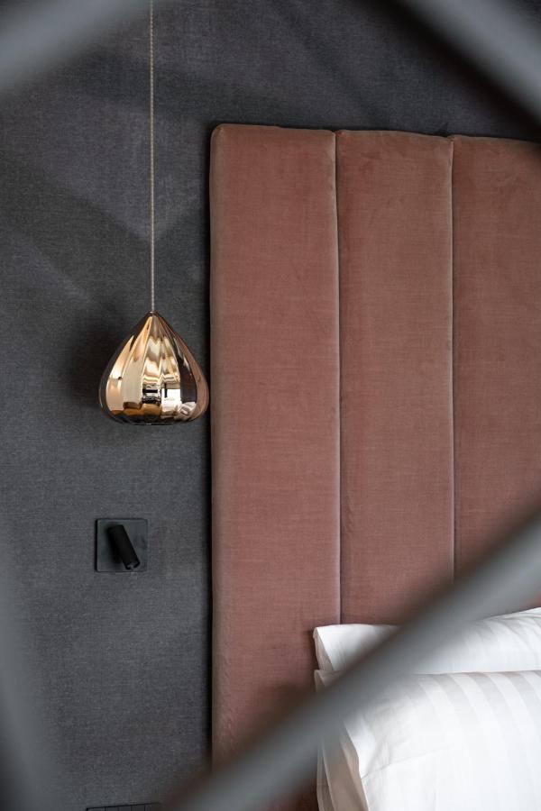 Alpuris - Your Boutique Suite - Hotel B&B Cavalese Exterior foto